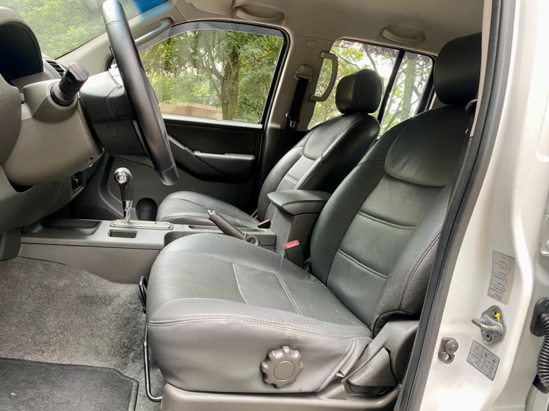 FRONTIER 2.5 SV ATTACK 4X4 CD TURBO ELETRONIC DIESEL 4P AUTOMÁTICO - 2016 - DOIS IRMãOS