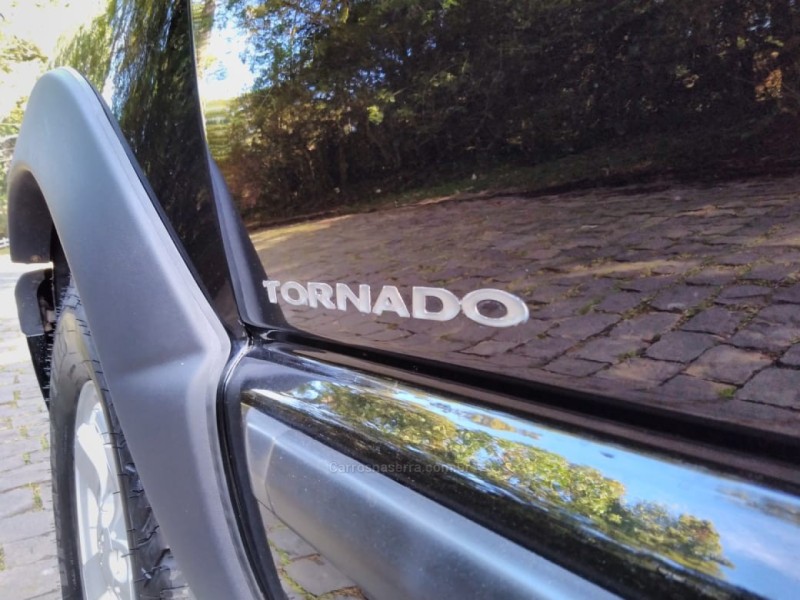 S10 2.8 TORNADO 4X4 CD 12V TURBO ELECTRONIC INTERCOOLER DIESEL 4P MANUAL - 2007 - CANELA