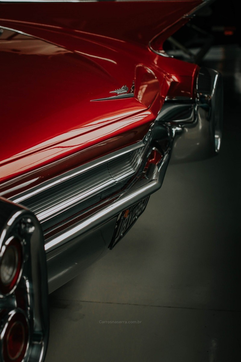 FLEETWOOD V8 16V GASOLINA 4P AUTOMÁTICO - 1960 - CAXIAS DO SUL