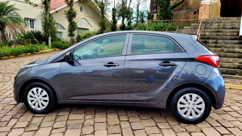 HB20 1.0 COMFORT PLUS 12V FLEX 4P MANUAL - 2015 - IVOTI