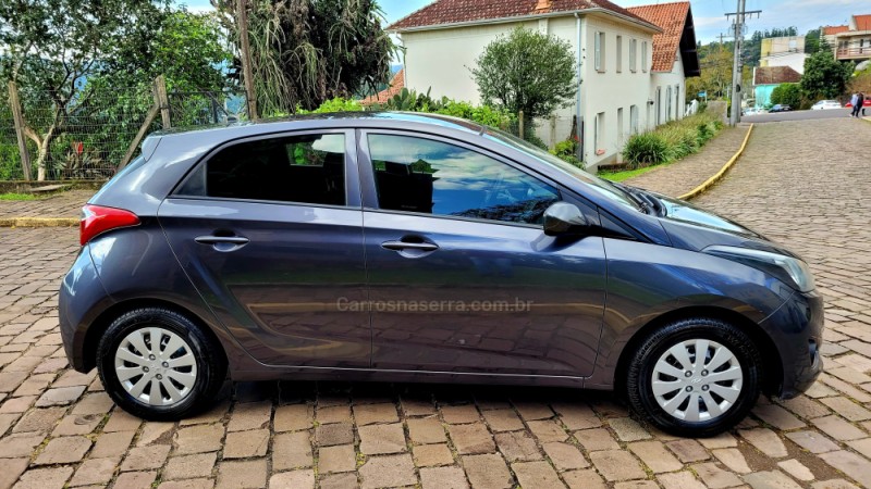 HB20 1.0 COMFORT PLUS 12V FLEX 4P MANUAL - 2015 - IVOTI