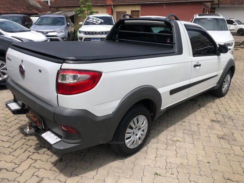STRADA 1.4 MPI WORKING CS 8V FLEX 2P MANUAL - 2015 - CANELA
