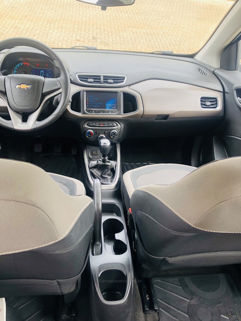PRISMA 1.4 MPFI LTZ 8V FLEX 4P MANUAL - 2014 - NOVA PETRóPOLIS