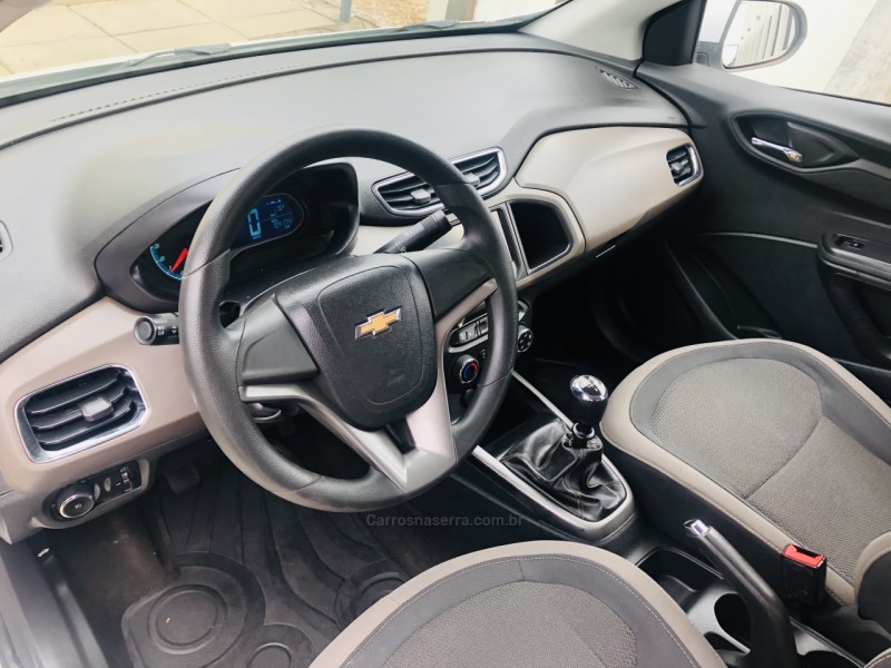 PRISMA 1.4 MPFI LTZ 8V FLEX 4P MANUAL - 2014 - NOVA PETRóPOLIS