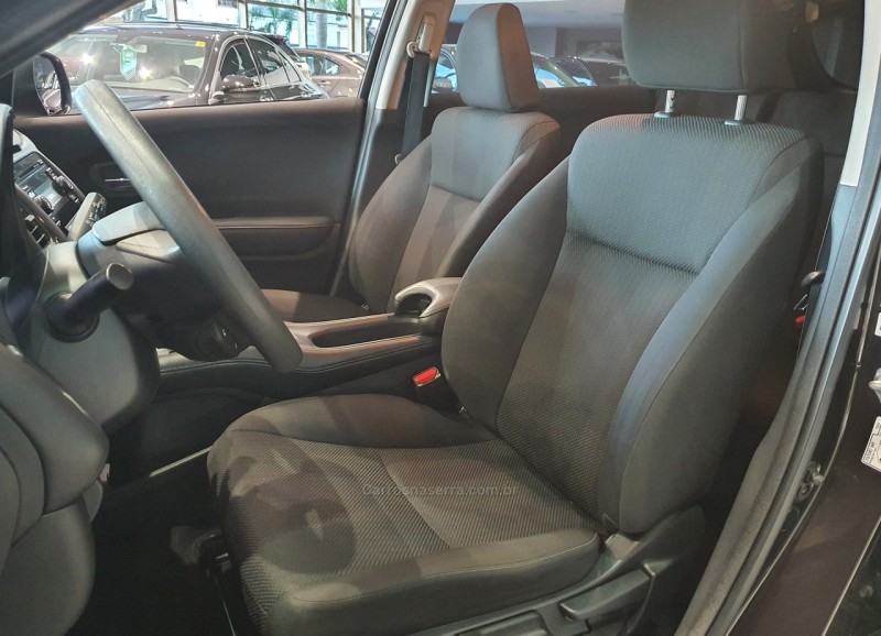 HR-V 1.8 16V FLEX LX 4P AUTOMÁTICO - 2016 - FARROUPILHA