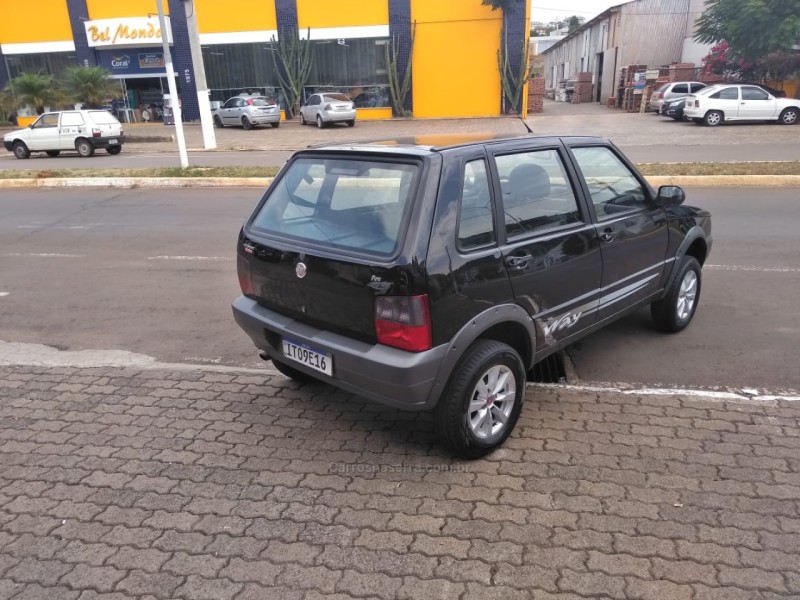 UNO 1.0 MPI MILLE WAY ECONOMY 8V FLEX 4P MANUAL - 2013 - GUAPORé