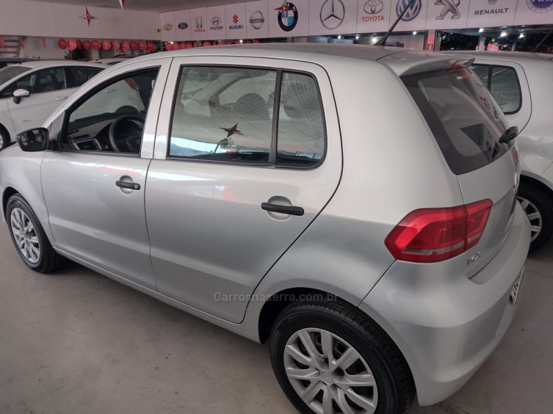 FOX 1.0 MI TRENDLINE 8V FLEX 4P MANUAL - 2016 - GARIBALDI