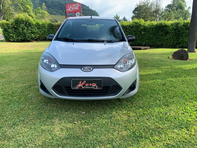 FIESTA 1.0 MPI CLASS 8V FLEX 4P MANUAL - 2014 - BOM PRINCíPIO