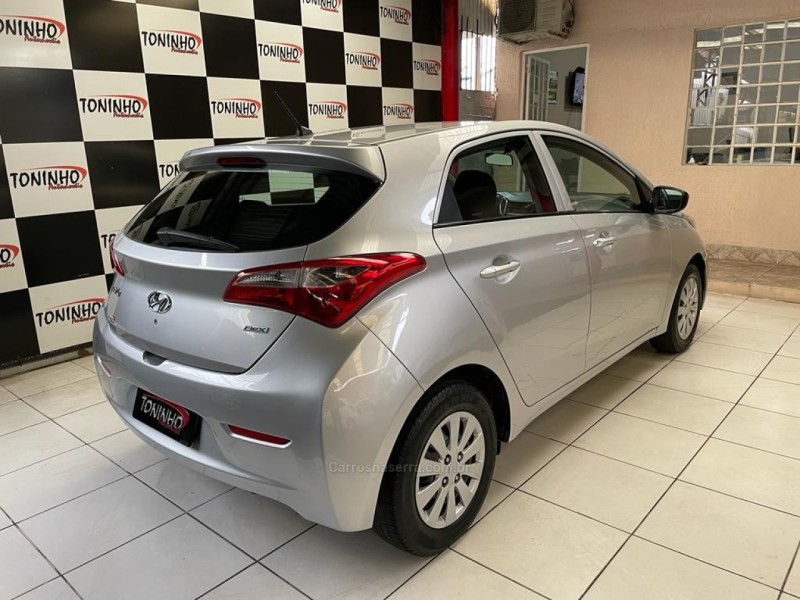 HB20 1.0 COMFORT 12V FLEX 4P MANUAL - 2015 - NOVO HAMBURGO
