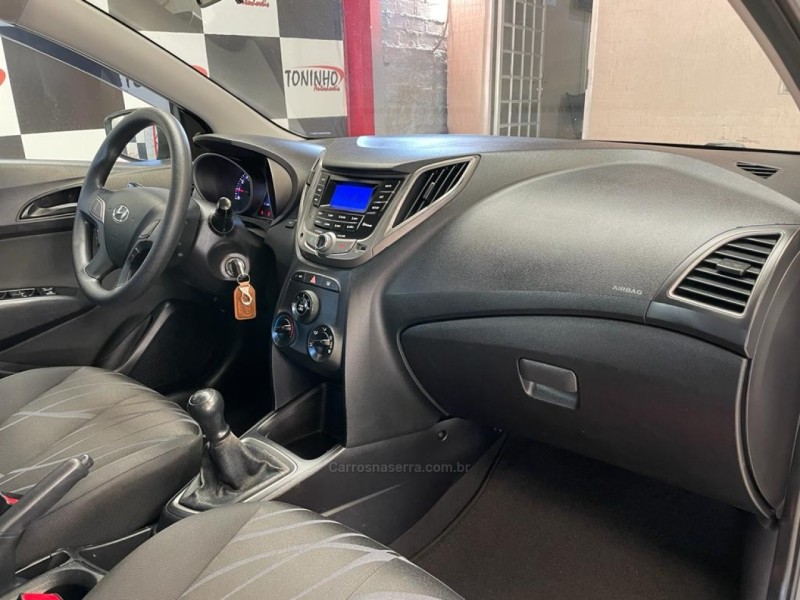 HB20S 1.0 COMFORT PLUS 12V FLEX 4P MANUAL - 2014 - NOVO HAMBURGO