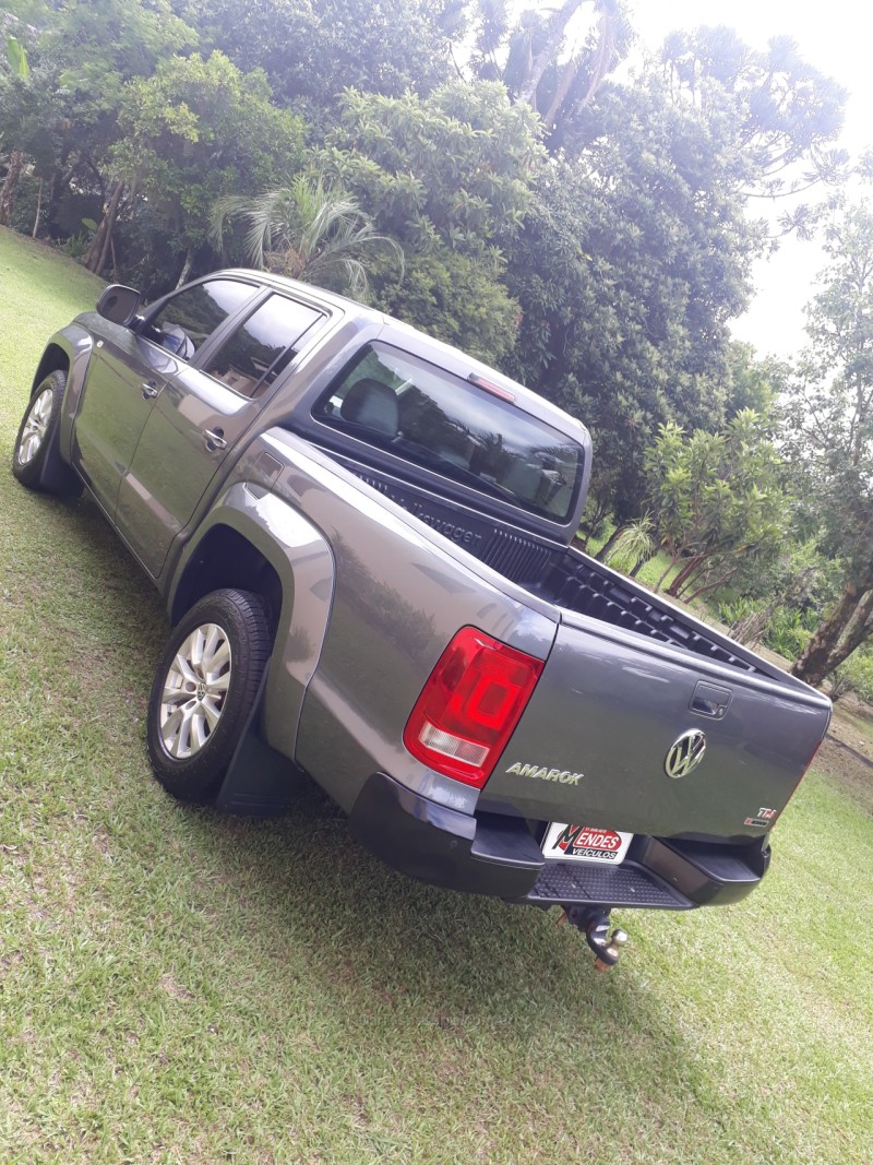 AMAROK 2.0 TRENDLINE 4X4 CD 16V TURBO INTERCOOLER DIESEL 4P AUTOMÁTICO - 2018 - TRêS COROAS