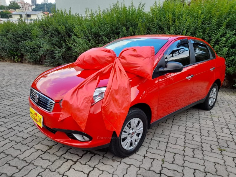 GRAND SIENA 1.0 ATTRACTIVE 8V FLEX 4P MANUAL