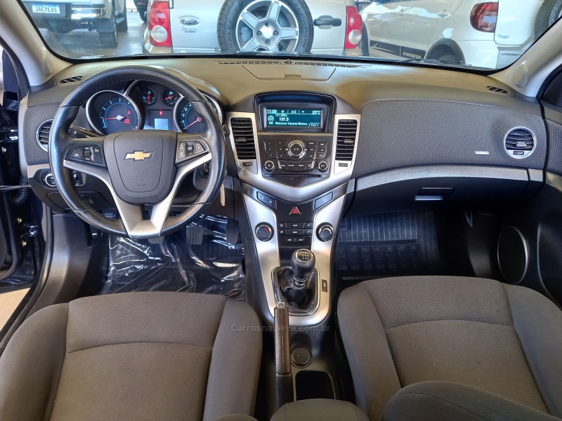 CRUZE 1.8 LT SPORT6 16V FLEX 4P MANUAL - 2014 - VACARIA