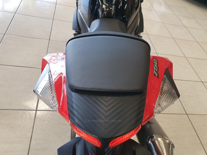 GSXR 750 - 2015 - FARROUPILHA