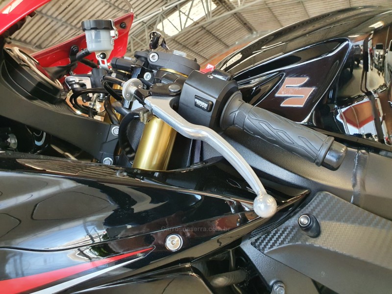 GSXR 750 - 2015 - FARROUPILHA