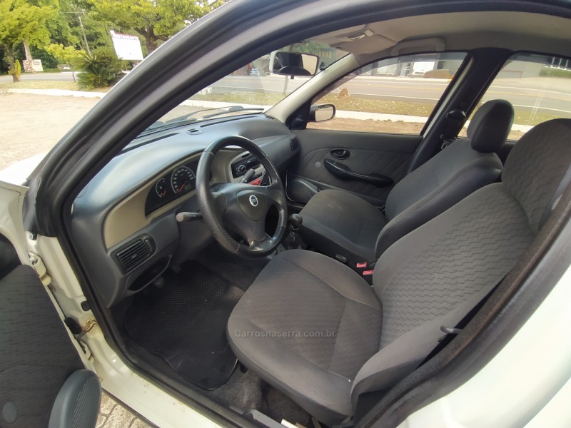 SIENA 1.0 MPI FIRE 8V GASOLINA 4P MANUAL - 2006 - MORRO REUTER