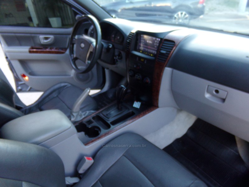 SORENTO 3.5 S.670 V6 4X4 24V GASOLINA 4P AUTOMÁTICO - 2004 - CAXIAS DO SUL