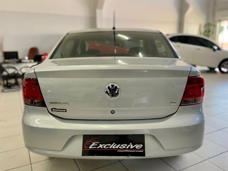 VOYAGE 1.6 MI TREND 8V FLEX 4P MANUAL - 2010 - PASSO FUNDO