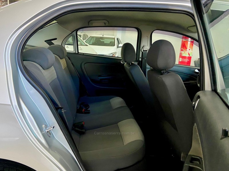 VOYAGE 1.6 MI TREND 8V FLEX 4P MANUAL - 2010 - PASSO FUNDO