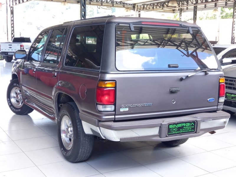EXPLORER 4.0 XLT 4X2 V6 GASOLINA 4P MANUAL - 1997 - CAXIAS DO SUL