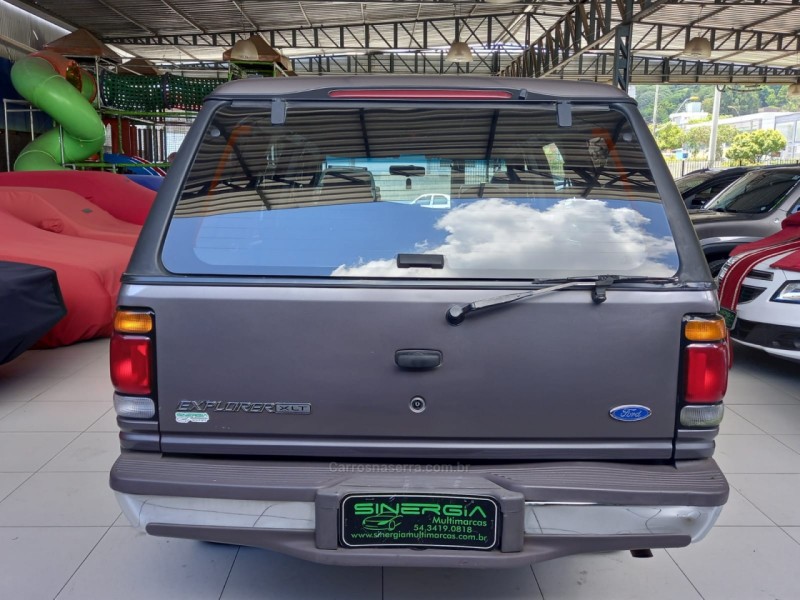 EXPLORER 4.0 XLT 4X2 V6 GASOLINA 4P MANUAL - 1997 - CAXIAS DO SUL