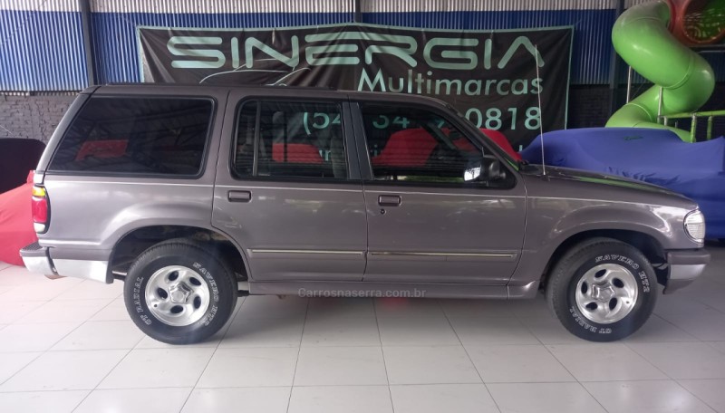 EXPLORER 4.0 XLT 4X2 V6 GASOLINA 4P MANUAL - 1997 - CAXIAS DO SUL