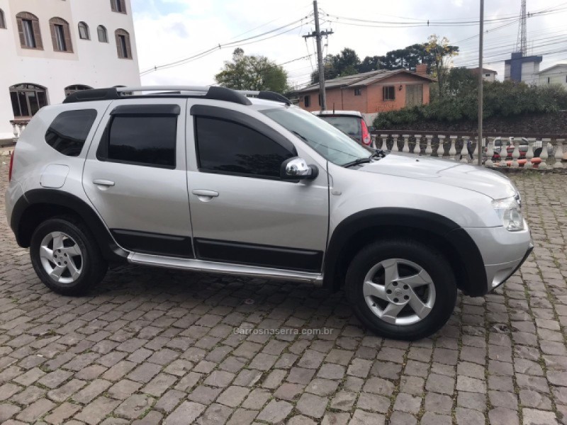 DUSTER 1.6 DYNAMIQUE 4X2 16V FLEX 4P MANUAL - 2013 - CAXIAS DO SUL