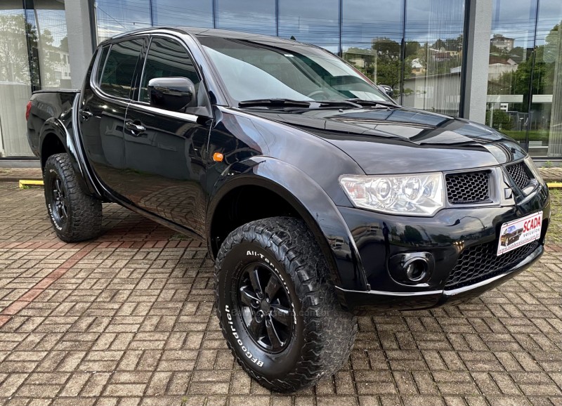 L200 TRITON 3.2 HPE 4X4 CD 16V TURBO INTERCOOLER DIESEL 4P AUTOMÁTICO - 2013 - CAXIAS DO SUL