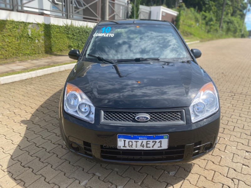 FIESTA 1.0 MPI HATCH 8V FLEX 4P MANUAL - 2010 - PAROBé