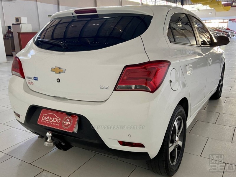ONIX 1.4 MPFI LTZ 8V FLEX 4P AUTOMÁTICO - 2018 - ESTâNCIA VELHA