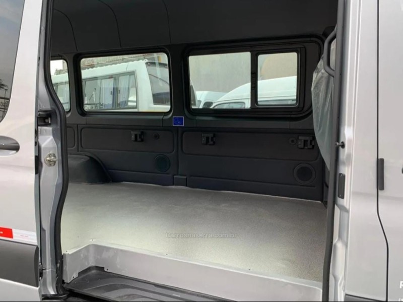 SPRINTER 2.2 CHASSI 416 F VIDRADO L T.A DIESEL 2P MANUAL - 2022 - CAXIAS DO SUL