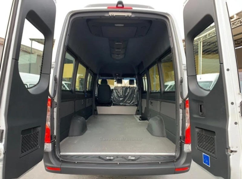SPRINTER 2.2 CHASSI 416 F VIDRADO L T.A DIESEL 2P MANUAL - 2022 - CAXIAS DO SUL