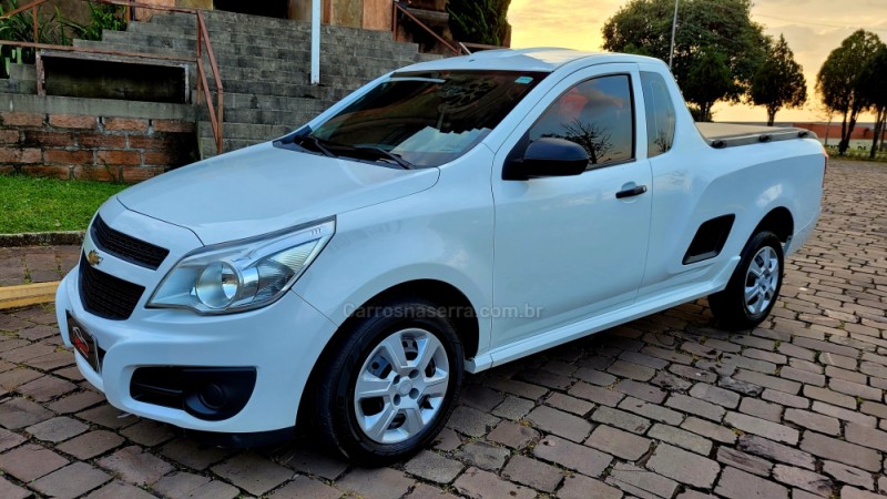 MONTANA 1.4 MPFI LS CS 8V FLEX 2P MANUAL