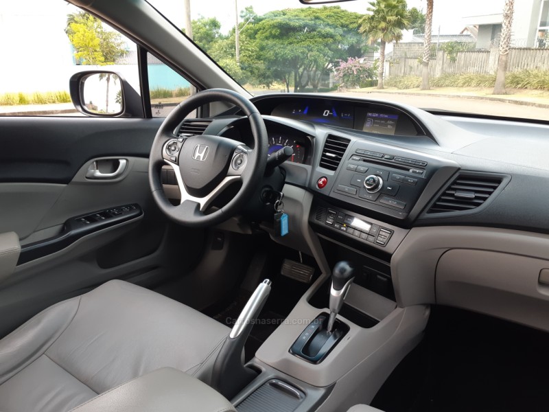 CIVIC 2.0 LXR 16V FLEX 4P AUTOMÁTICO - 2015 - ESTâNCIA VELHA