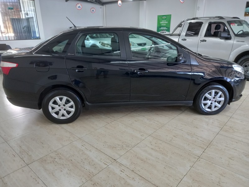 GRAND SIENA 1.4 MPI ATTRACTIVE 8V FLEX 4P MANUAL - 2013 - CAXIAS DO SUL