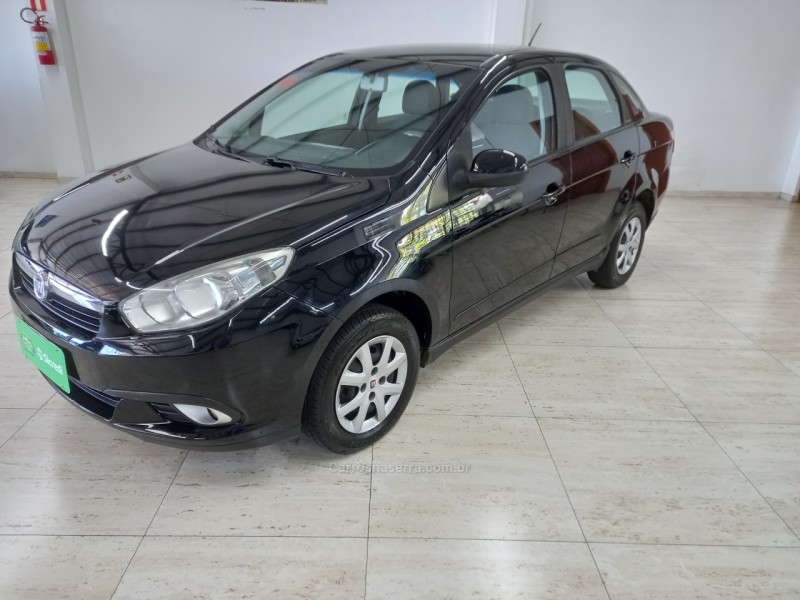 GRAND SIENA 1.4 MPI ATTRACTIVE 8V FLEX 4P MANUAL - 2013 - CAXIAS DO SUL