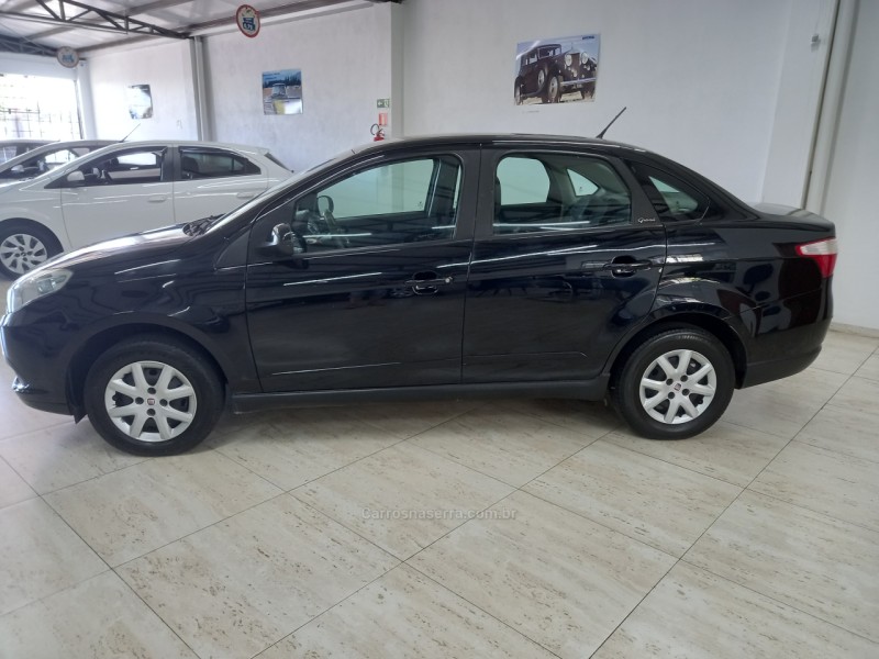 GRAND SIENA 1.4 MPI ATTRACTIVE 8V FLEX 4P MANUAL - 2013 - CAXIAS DO SUL