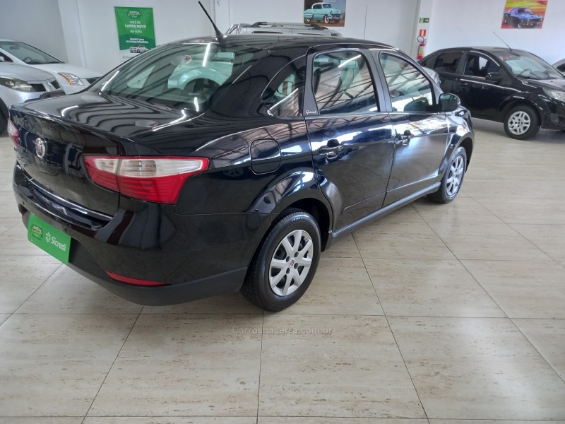 GRAND SIENA 1.4 MPI ATTRACTIVE 8V FLEX 4P MANUAL - 2013 - CAXIAS DO SUL