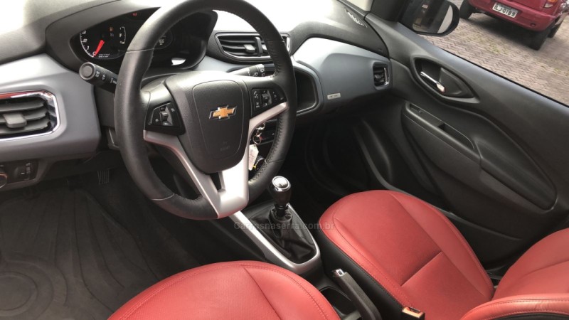 ONIX 1.4 MPFI ACTIV 8V FLEX 4P MANUAL - 2019 - FARROUPILHA