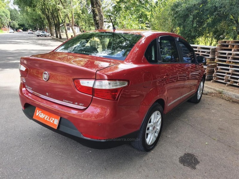GRAND SIENA 1.6 MPI ESSENCE 16V FLEX 4P AUTOMATIZADO - 2014 - FELIZ