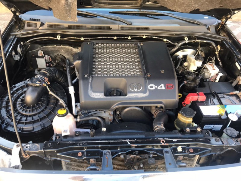 HILUX 3.0 SRV 4X4 CD 16V TURBO INTERCOOLER DIESEL 4P AUTOMÁTICO - 2010 - GARIBALDI