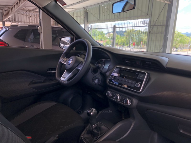 KICKS 1.6 16V FLEX S 4P MANUAL - 2019 - BOM PRINCíPIO