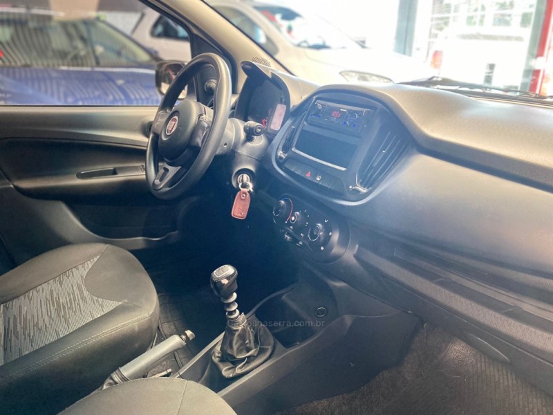 UNO 1.0 EVO ATTRACTIVE 8V FLEX 4P MANUAL - 2020 - ESTâNCIA VELHA