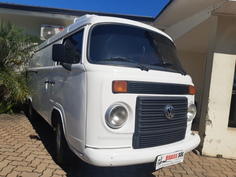 kombi  2012 portao
