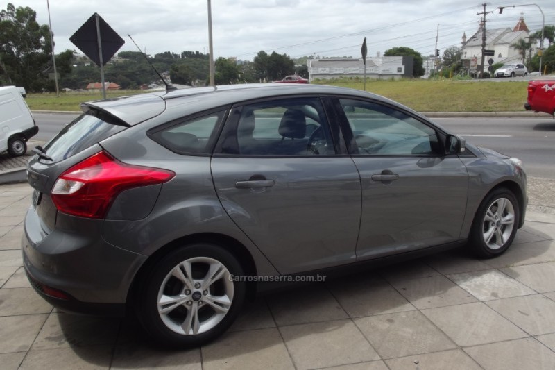 FOCUS 1.6 S 16V FLEX 4P MANUAL - 2014 - BENTO GONçALVES