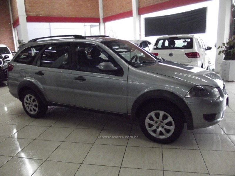 PALIO 1.6 TREKKING WEEKEND 16V FLEX 4P MANUAL