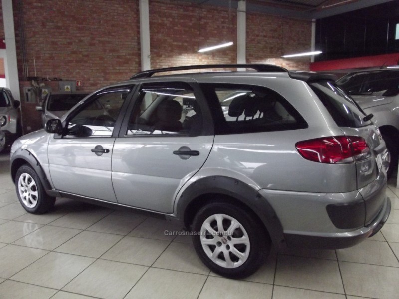PALIO 1.6 TREKKING WEEKEND 16V FLEX 4P MANUAL - 2014 - BENTO GONçALVES