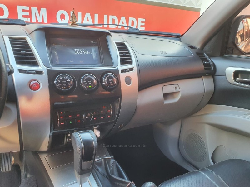 PAJERO 3.2 HPE 4X4 7 LUGARES 16V TURBO INTERCOOLER DIESEL 4P AUTOMÁTICO - 2015 - CASCA