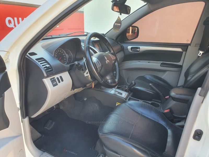 PAJERO 3.2 HPE 4X4 7 LUGARES 16V TURBO INTERCOOLER DIESEL 4P AUTOMÁTICO - 2015 - CASCA