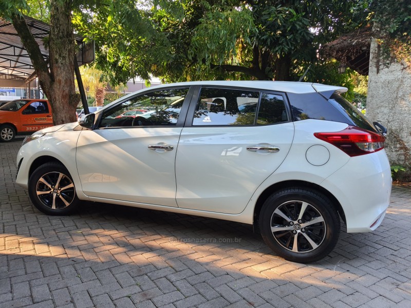 YARIS 1.5 XLS CONNECT 16V FLEX 4P AUTOMÁTICO - 2020 - PAROBé